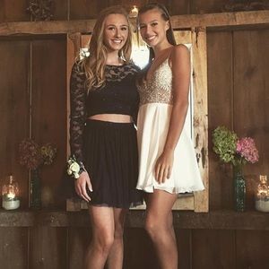 Meet your Posher, Alexis